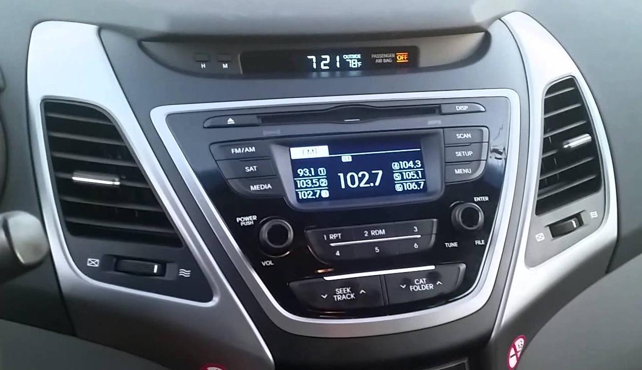 Hyundai Elantra Aftermarket Radio